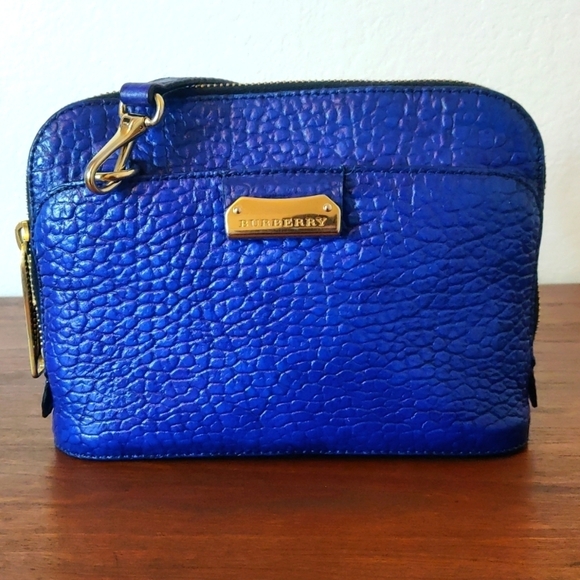 BURBERRY Pebbled Blue Grain Leather Small Harrogate Crossbody Bag - Picture 3 of 14